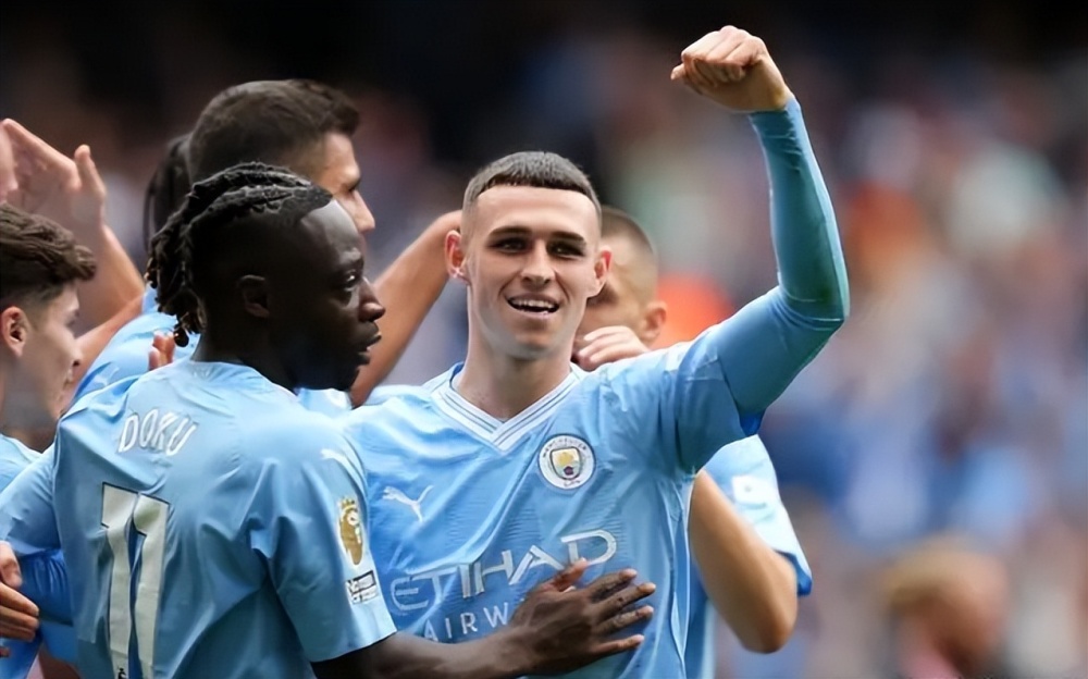  多特蒙德新星哈兰德连续三场帽子戏法  