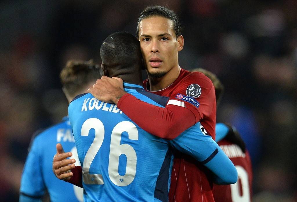  都灵锋霸戴帽打破队史纪录  