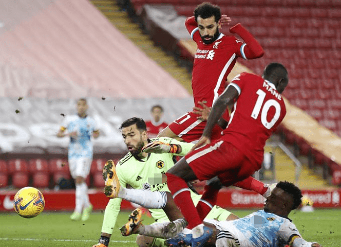  切尔西后卫致命失误送礼对手导致球队落败